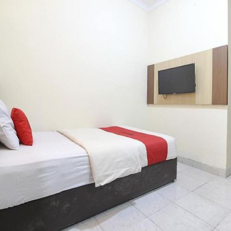 Reddoorz Plus Near Stadion Mandala Krida Yogyakarta Exteriér fotografie