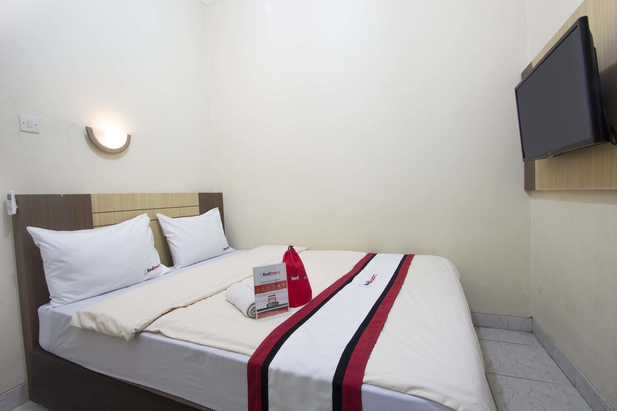 Reddoorz Plus Near Stadion Mandala Krida Yogyakarta Exteriér fotografie