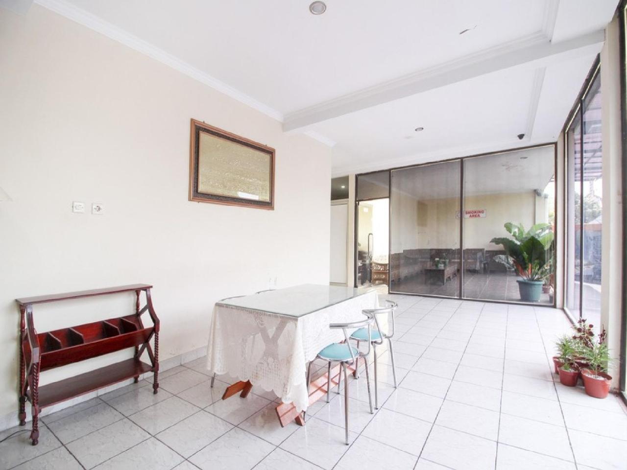 Reddoorz Plus Near Stadion Mandala Krida Yogyakarta Exteriér fotografie