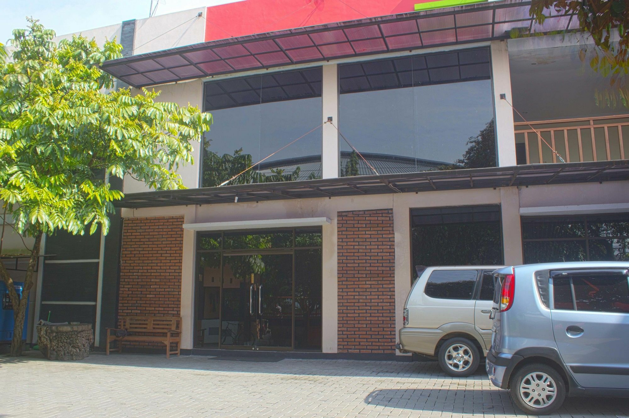 Reddoorz Plus Near Stadion Mandala Krida Yogyakarta Exteriér fotografie