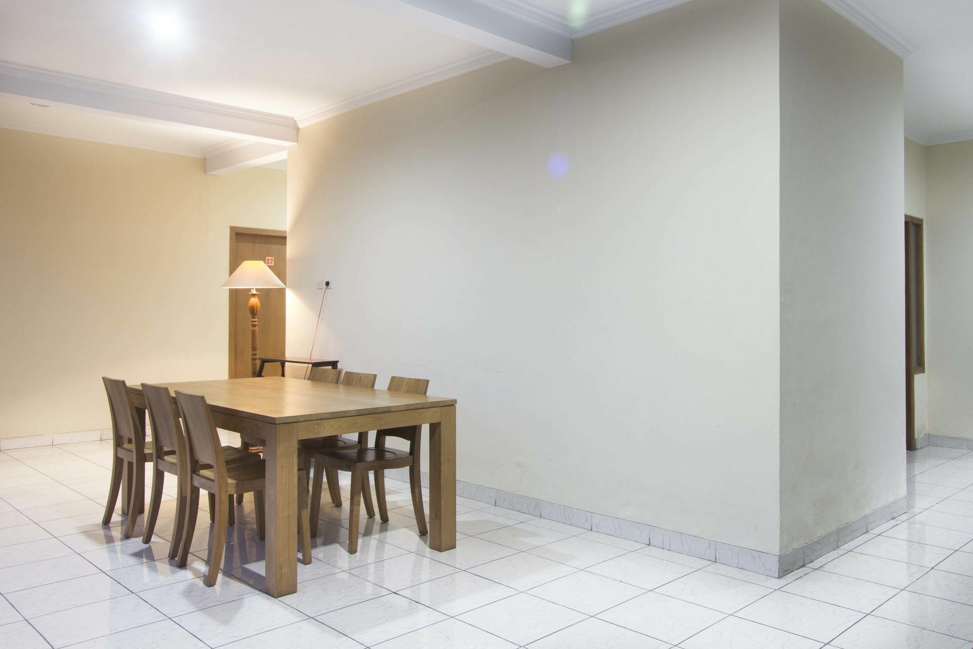 Reddoorz Plus Near Stadion Mandala Krida Yogyakarta Exteriér fotografie
